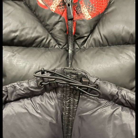 EUC Men’s Medium Marcelo Burlon County Of Milan Hooded Snake Print Down Jacket - Picture 12 of 16